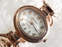 Load image into Gallery viewer, Rose Gold Geneva Platinum Watch
